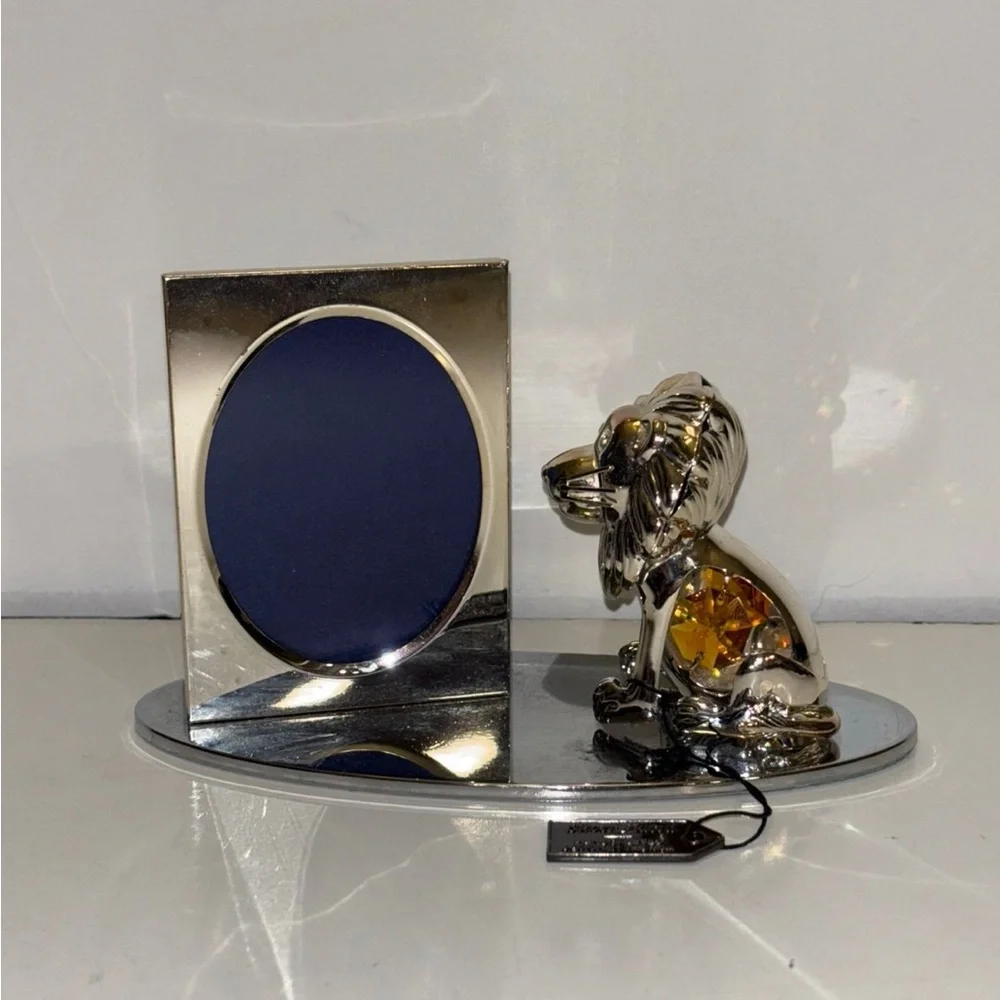 Matashi Silver Plated Tabletop Picture Frame with Crystals Studded Cartoon Lion
